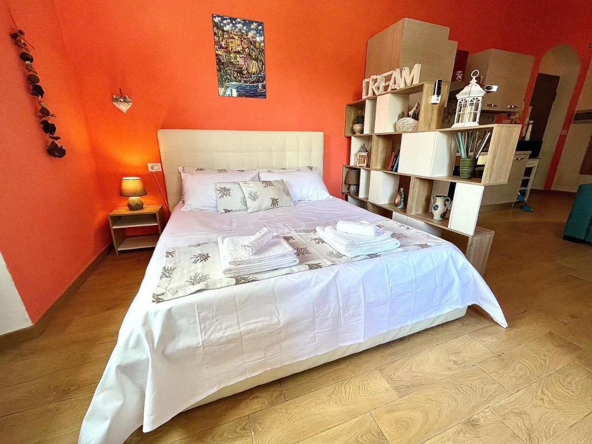 Ca Del Vins - Studio Flat In La Spezia Exterior photo