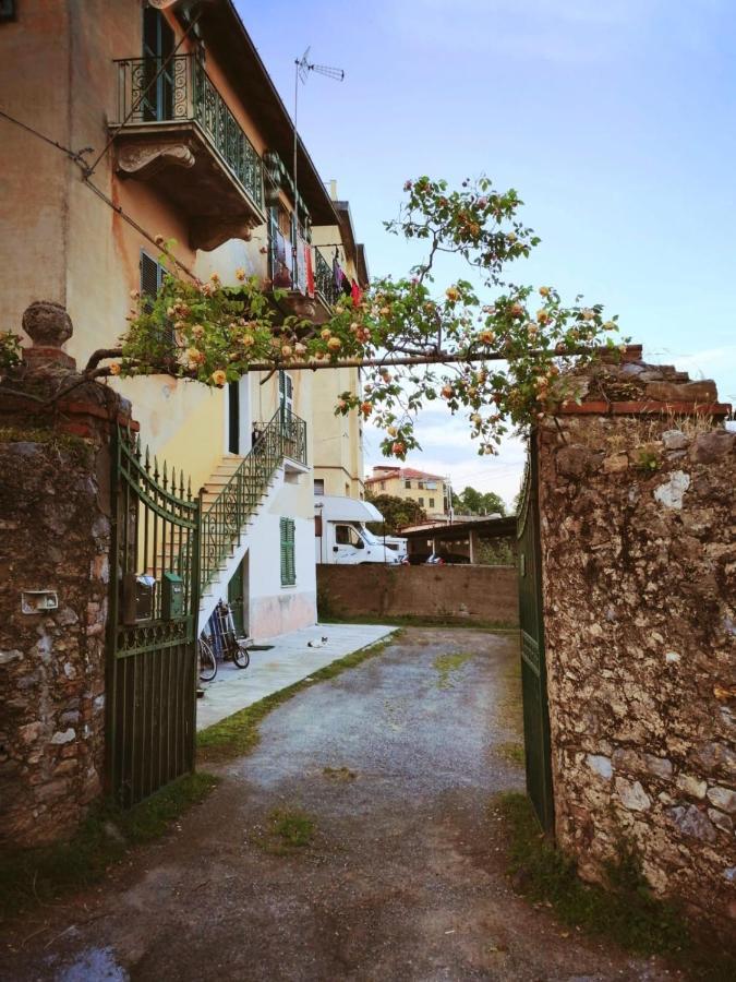 Ca Del Vins - Studio Flat In La Spezia Exterior photo